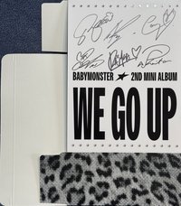 WE GO UP yg 快閃店 專輯 全員親簽外盒