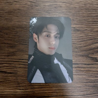 HERE&NOW 小卡 地雄