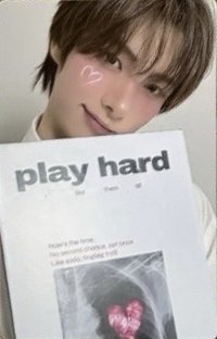 Play Hard Kpop Nara 特典卡 