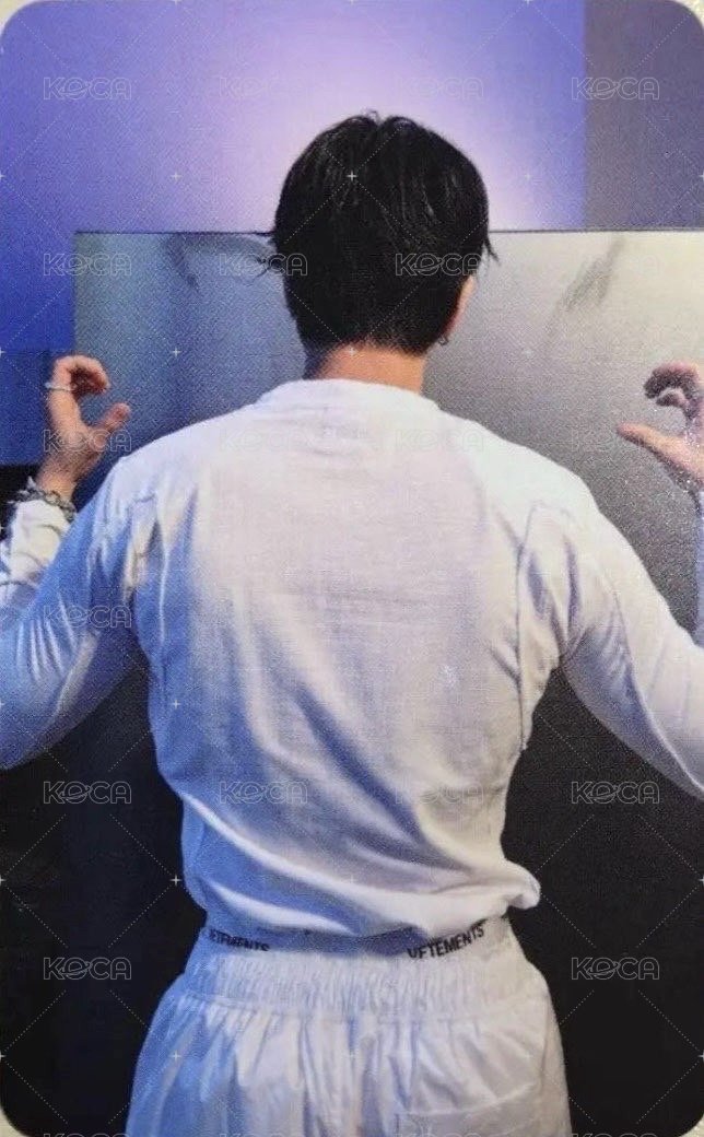 KARMA 專輯卡 Hooray ver. 背面