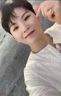 正四後續 yzy A 簽售卡 