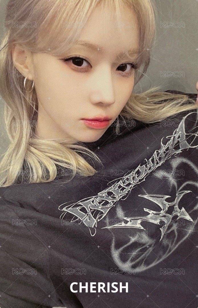 正規一 周邊卡 快閃T恤冬 正面