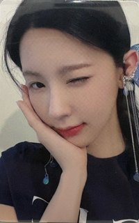 正規二 yzy 簽售卡 正規二 7.0麵