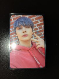 美巡紅衣藍髮寧