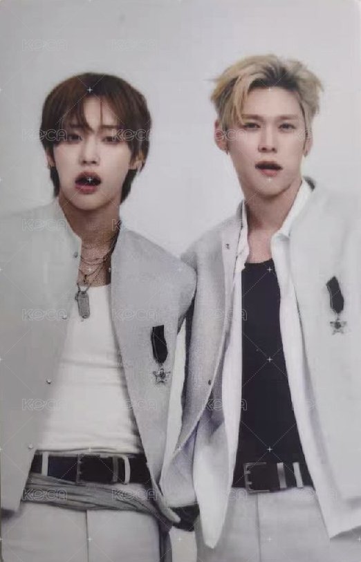 RIIZING LOUD 隨機卡  正面