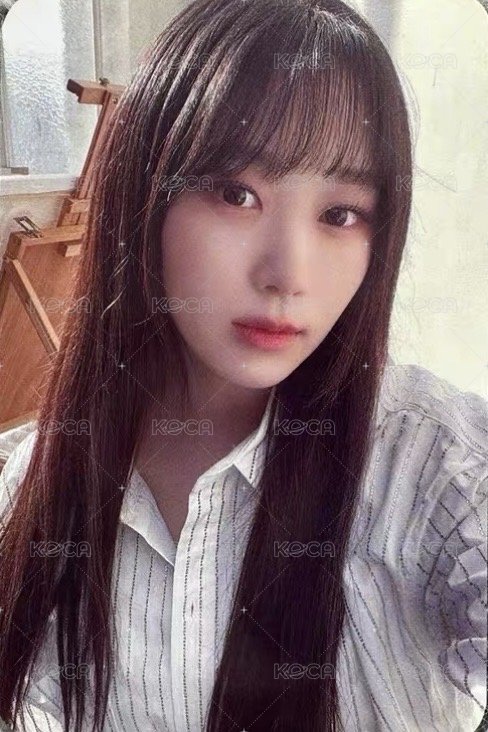 代言卡 clio眼影吉 正面