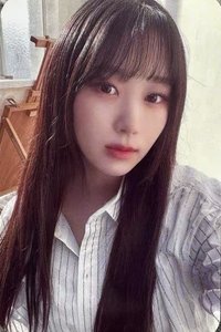 代言卡 clio眼影吉