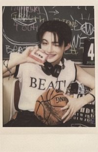 TWS:42 Selection Pack 周邊卡 