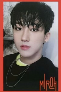 Clé 1 : MIROH 專輯卡 紅 ver.