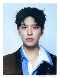 Hollow 專輯卡 初回B 證件照