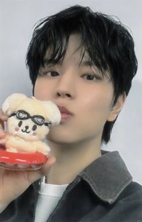 4th FM 釜山快閃店 周邊卡 娃用椅子