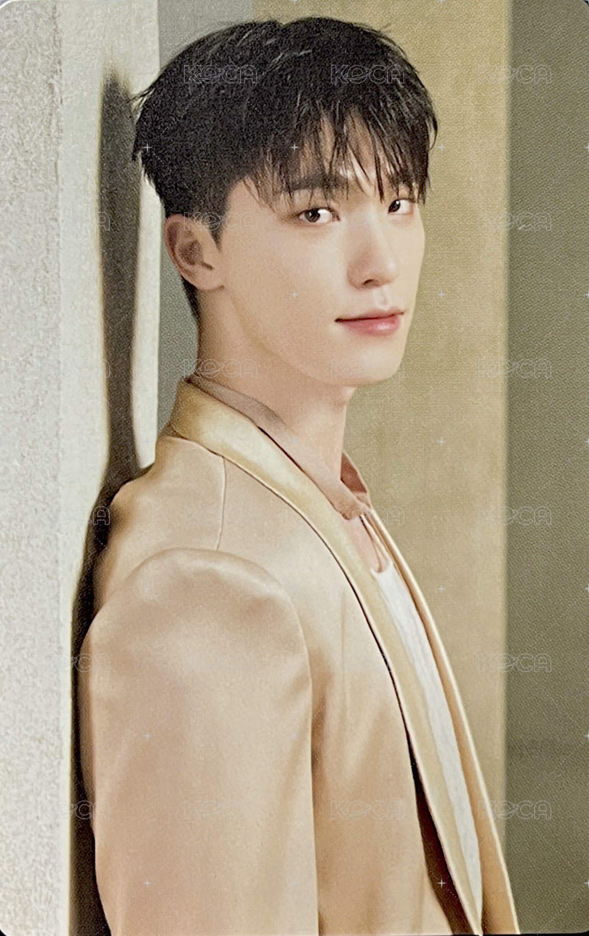 RIGHT HERE 隨機卡 ｜卡包 正面