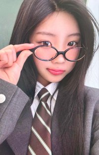 SUPER REAL ME hl 1.0 簽售卡 