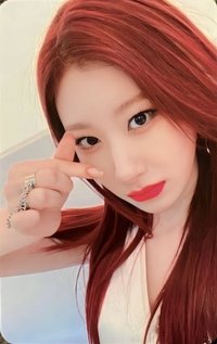 GUESS WHO hello82 預售 特典卡 