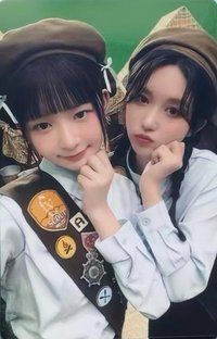 25’ FC IVE SCOUT 隨機卡 秋怜雙人卡