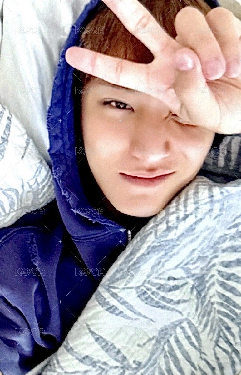 HYPE VIBES 專輯卡 COMPACT ver 正面