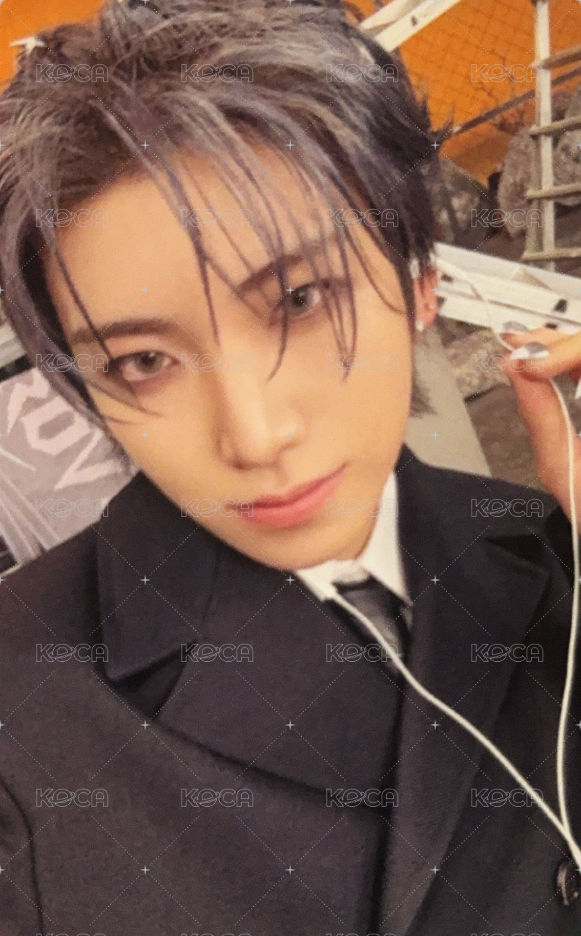 Go in Blind (月狼) 環球 通路 特典卡  正面