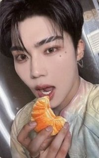 正規一 ma 簽售卡 吃麵包 ver.