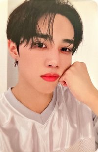 THE BOYZ WORLD TOUR : ZENERATION Ⅱ 周邊卡 球衣