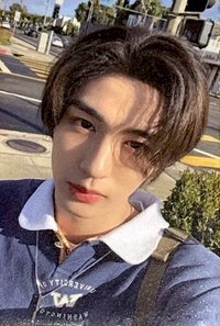 WHO! yzy 1.0 特典卡 