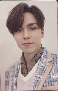 NOT ALONE 專輯卡 C盤