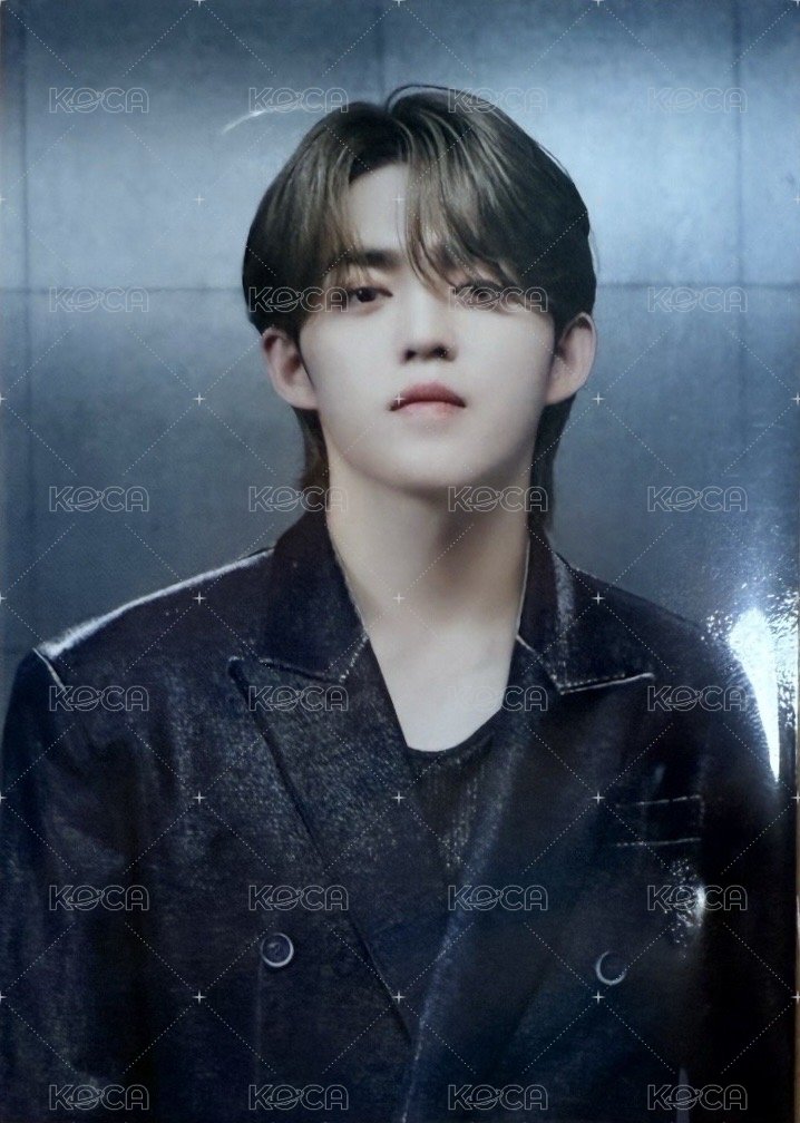 RIGHT HERE 周邊卡 日巡外套卡 正面