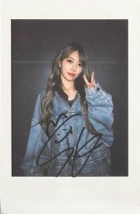 CRAZY yzy 抽選卡 中簽拍立得