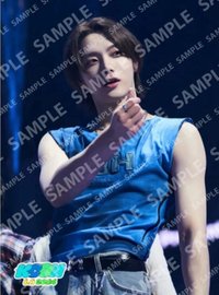 24 kcon la 生寫真 相片卡 1