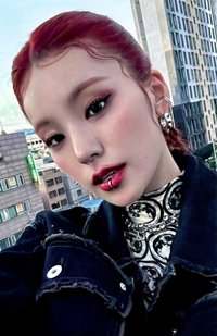 BORN TO BE sw 1.0 簽售卡 