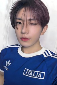 正二 yzy 視簽2.0 簽售卡 