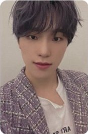 NOT ALONE 專輯卡 D ver