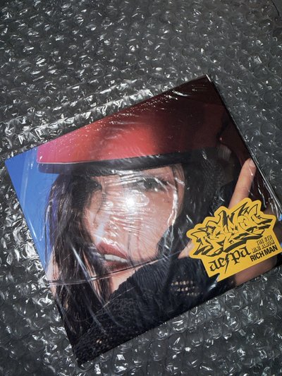 Rich man Burst 版未拆