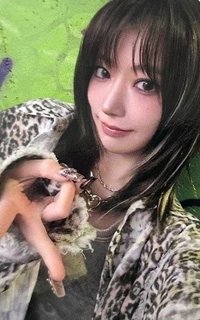 DIFFERENT 專輯卡 ver.單封