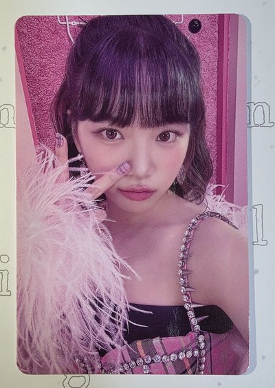 LE SSERAFIM 采源 日專卡包隨機卡