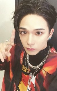 THE SECOND STEP:CHAPTER TWO 專輯卡 亮綠 Ver.