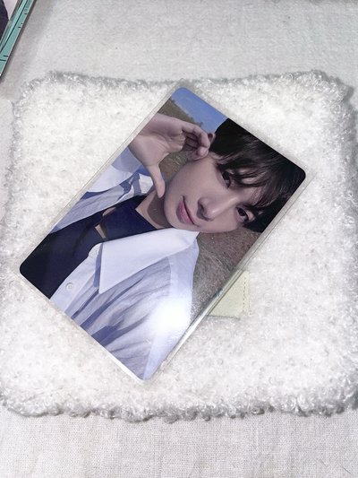 🔴迷六 yzy 青島一直娛 簽售卡 （需帶一張無🔴小卡）