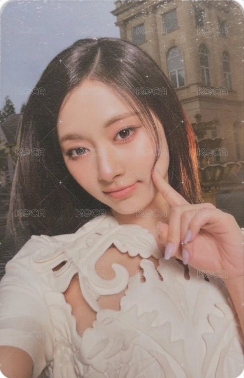 aboutTzu  專輯卡  正面