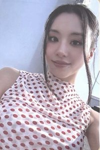 正規四 專輯卡 Polaroid ver. 黃版