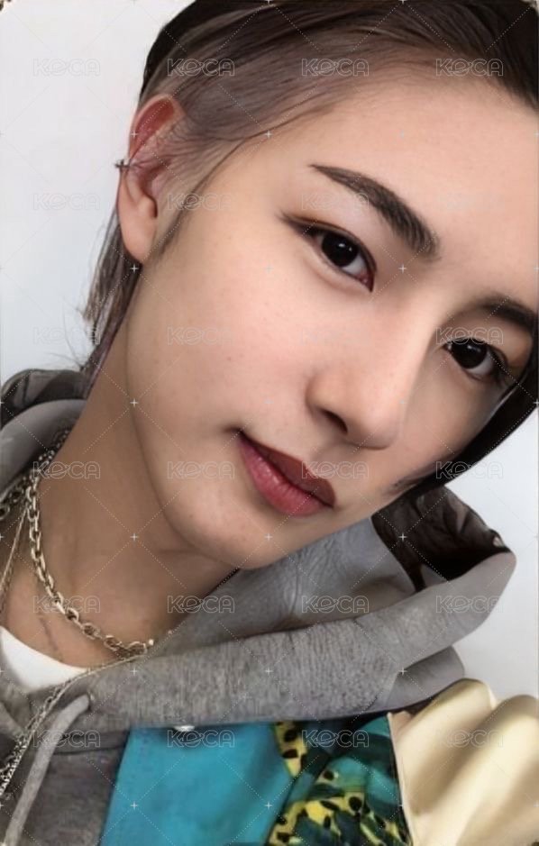 Hot Sauce 專輯卡 Crazy ver 正面