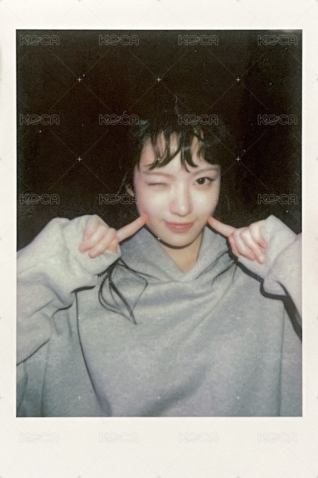 UG 京東 簽售卡 拍立得 正面