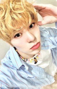 2025台曆 年曆卡 固配自拍