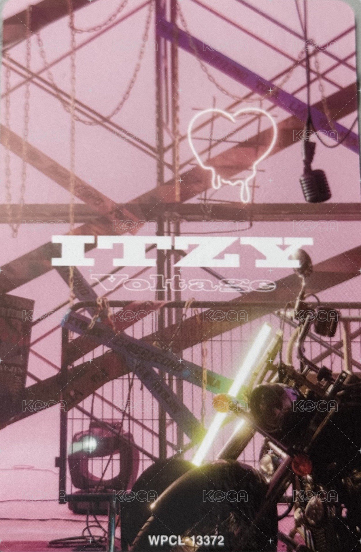 Voltage 專輯卡 初回B盤 背面