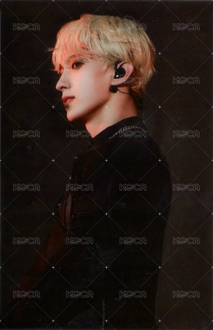 FOLLOW AGAIN 電影卡  正面