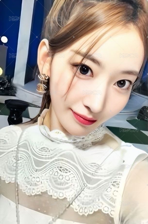 FEARLESS JP 專輯卡 通常盤ver. 正面