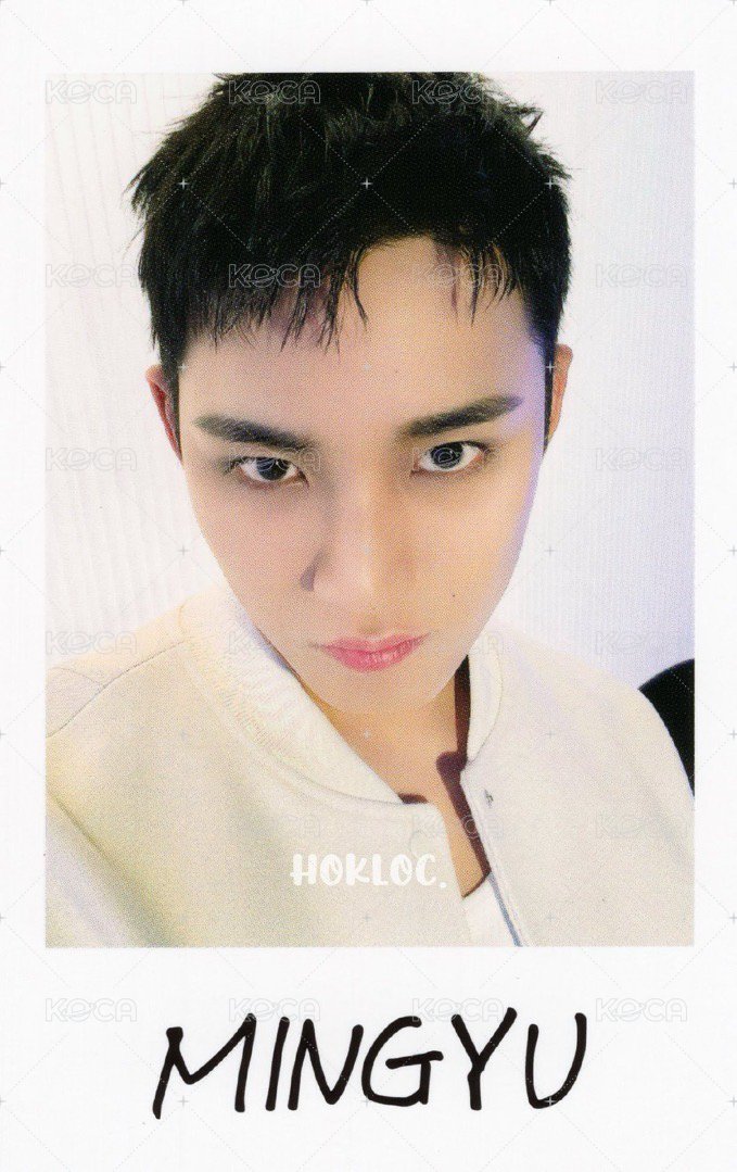 FOLLOW AGAIN 周邊卡 日巡拍立得 正面