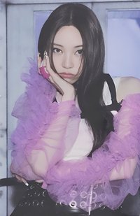 FAMOUS k4 特典卡 預售