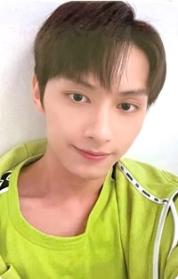 MINI9 yzy D 簽售卡 