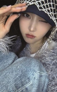 FAMOUS pst 幸運卡 