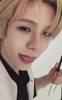 RIIZING LOUD 隨機卡 