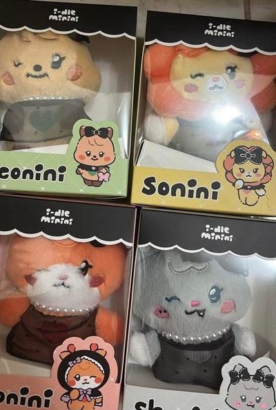 第二代雨琦盒裝娃娃（含卡）